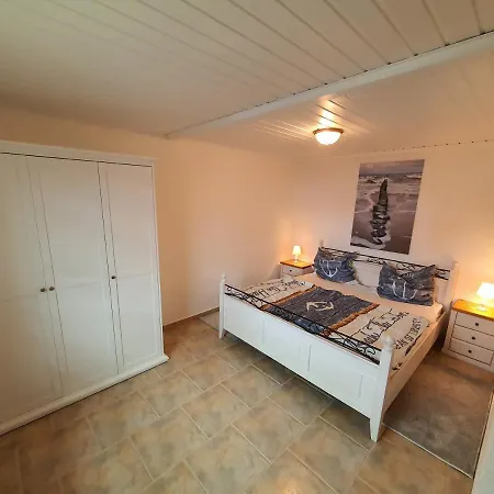Apartment Lindi *