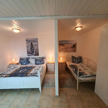 Lindi Apartment *